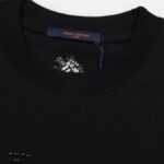 L t-shirt