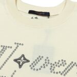 L t-shirt