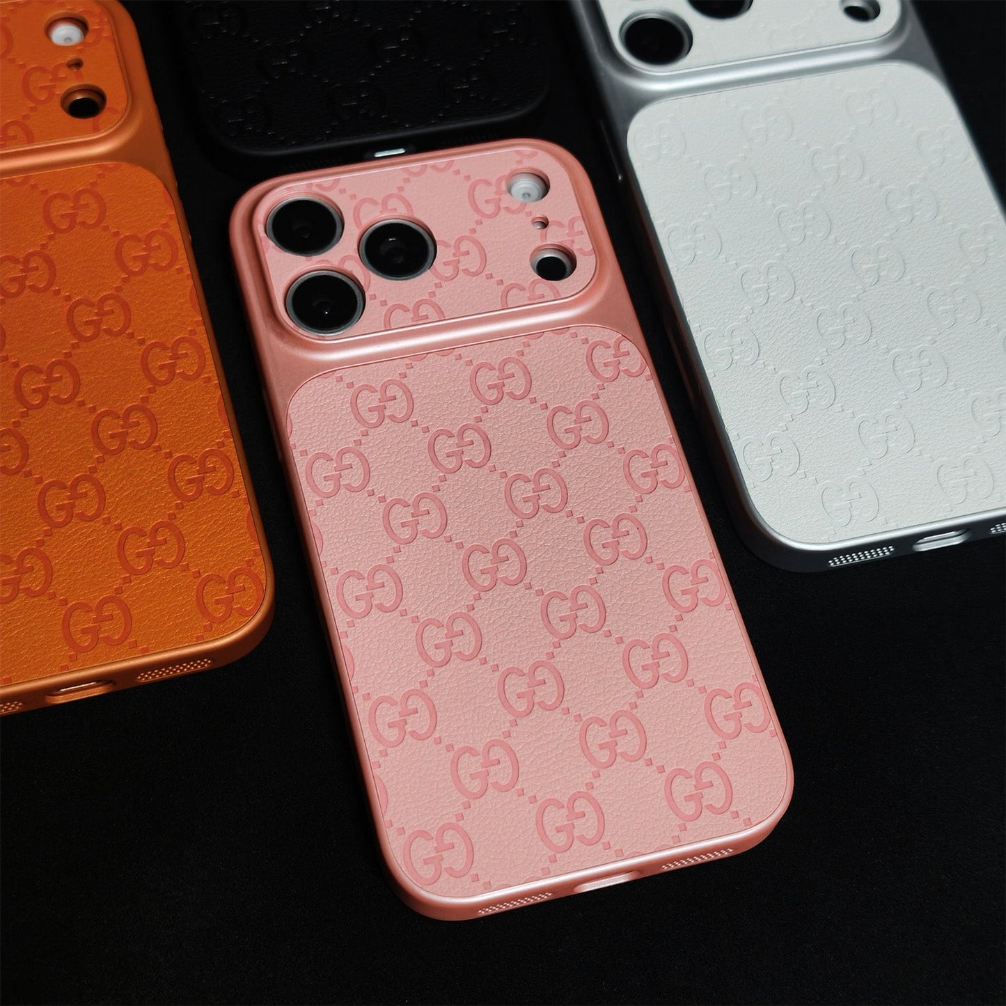 PHONE CASE EMBOSSED PATTERN