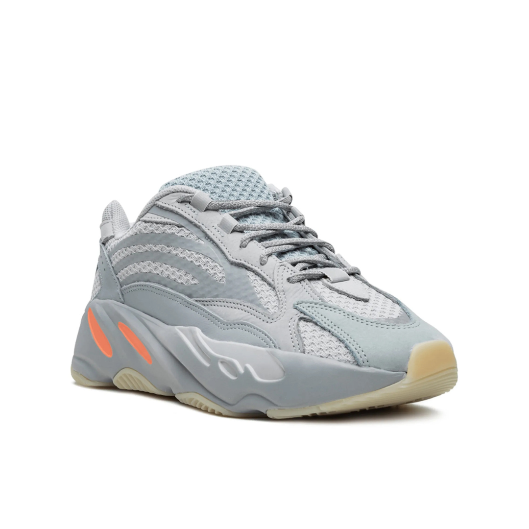 Shoes 700 V2 "Inertia" -