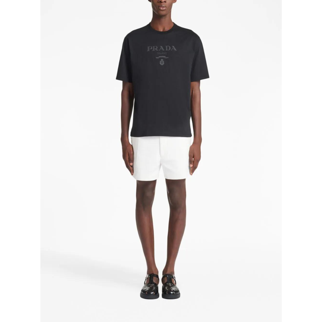 P t-shirt