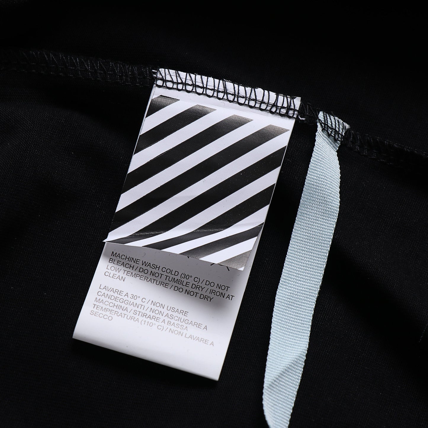 O t-shirt