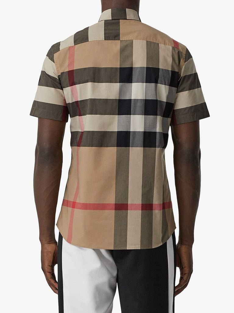 B t-shirt
