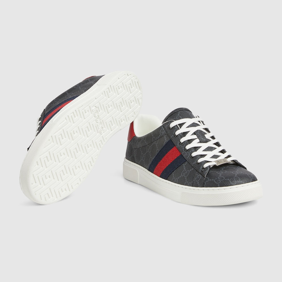 G Sneakers