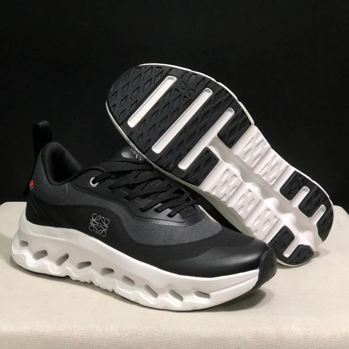 OC Sneakers