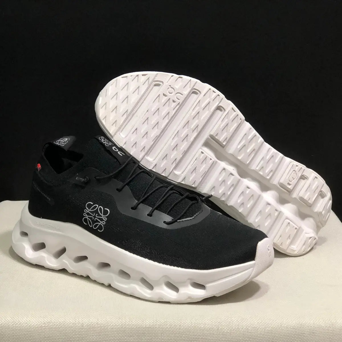 OC Sneakers