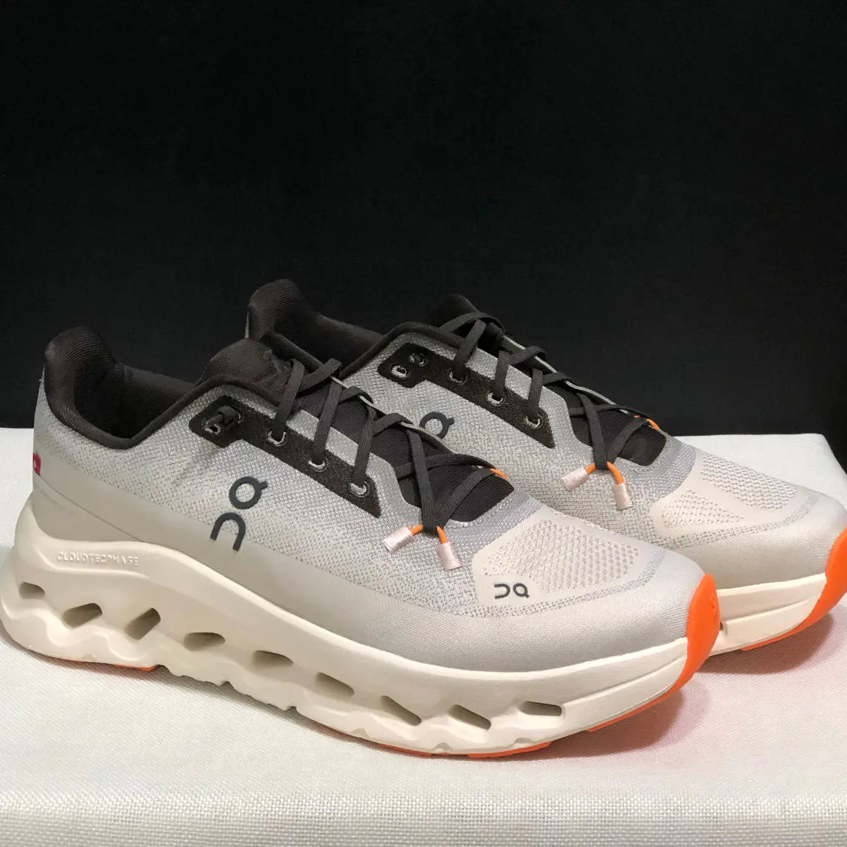 OC Sneakers