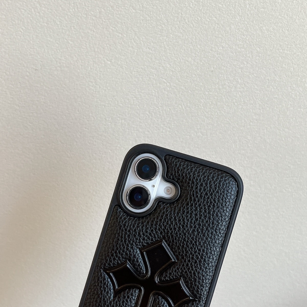 PHONE CASE HEART LEATHER