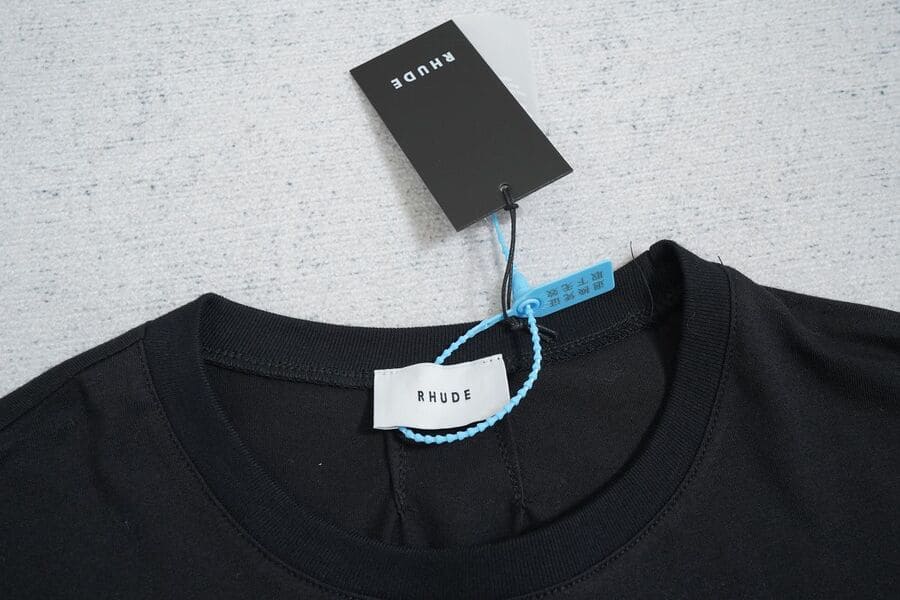 R T-shirt