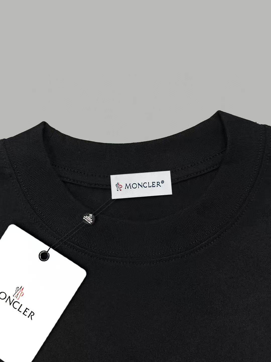 M T-SHIRT