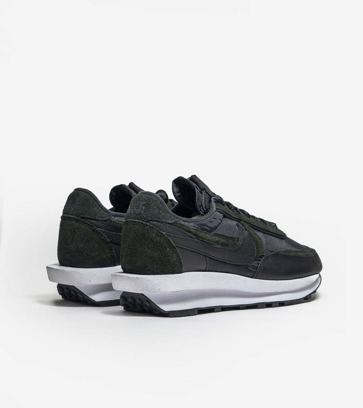 N Sneakers