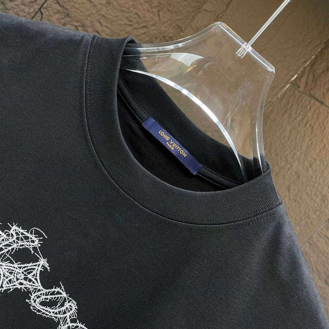 L t-shirt