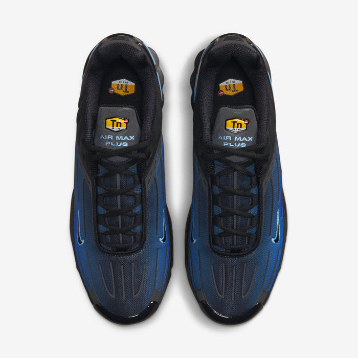 N Sneakers