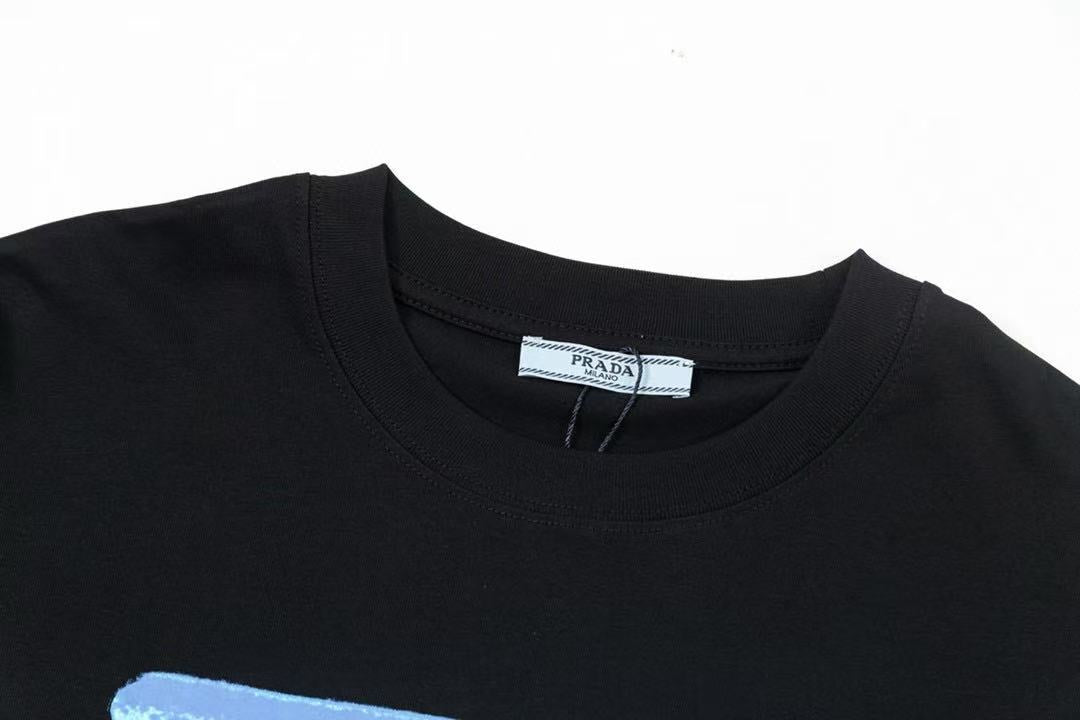 P t-shirt