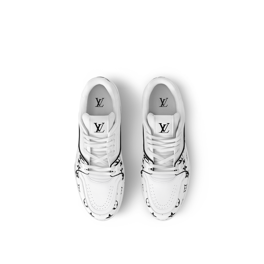 L Sneakers