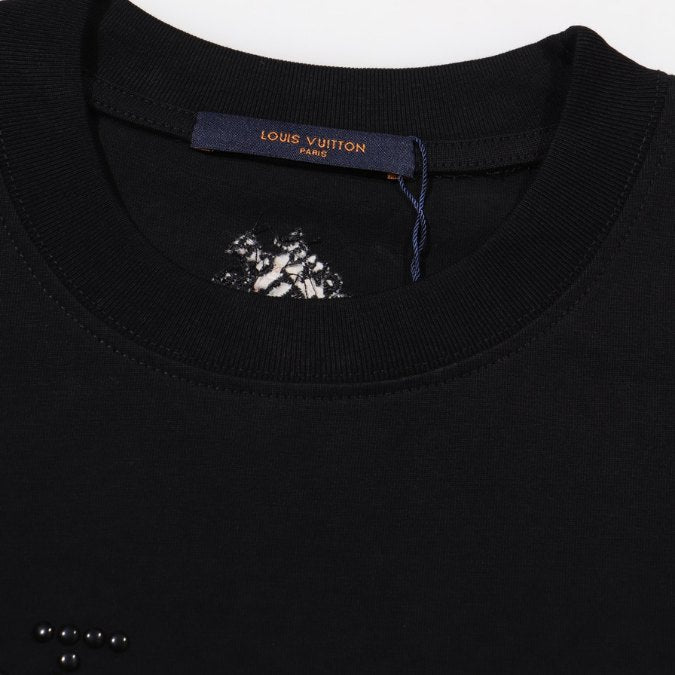 L t-shirt
