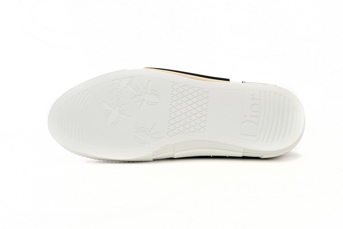 D Sneakaers stylish