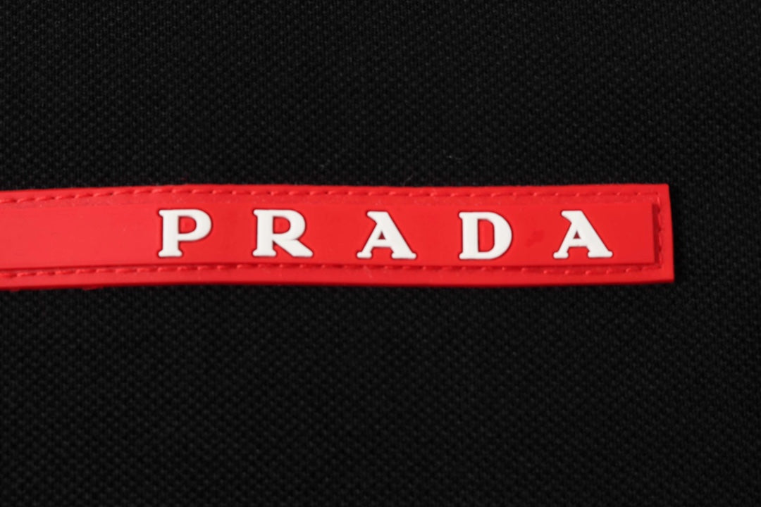 P t-shirt