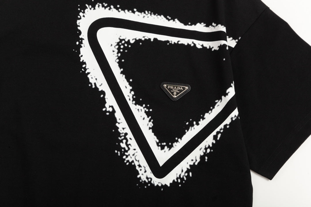 P t-shirt