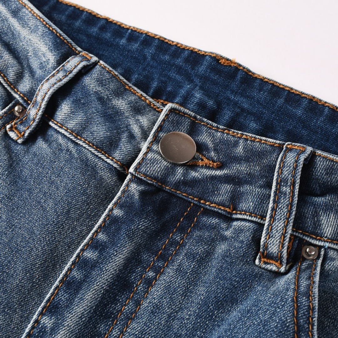 Flared Jeans