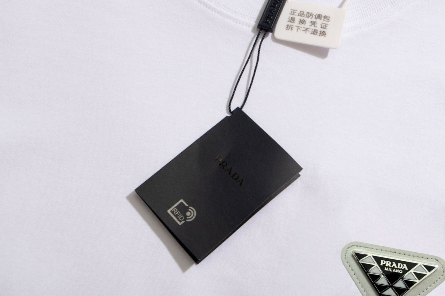 P t-shirt