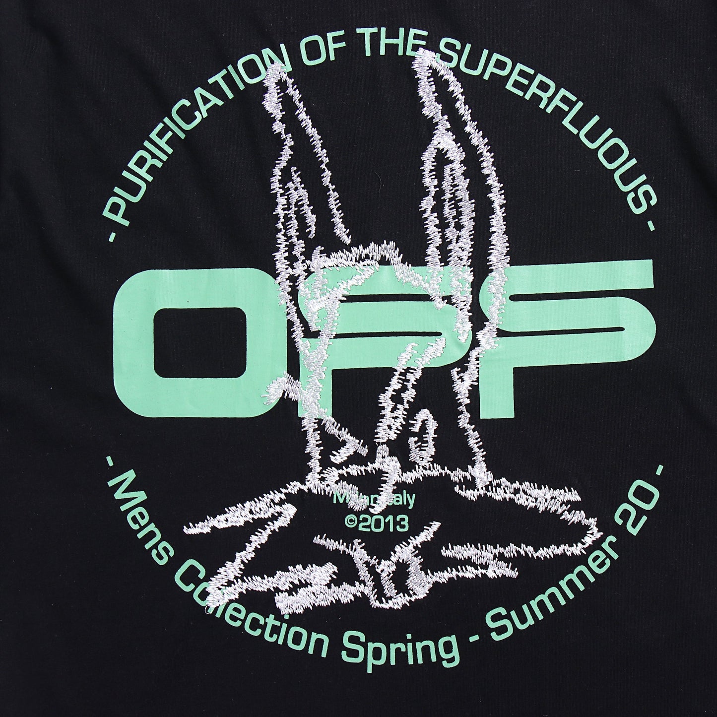 O t-shirt