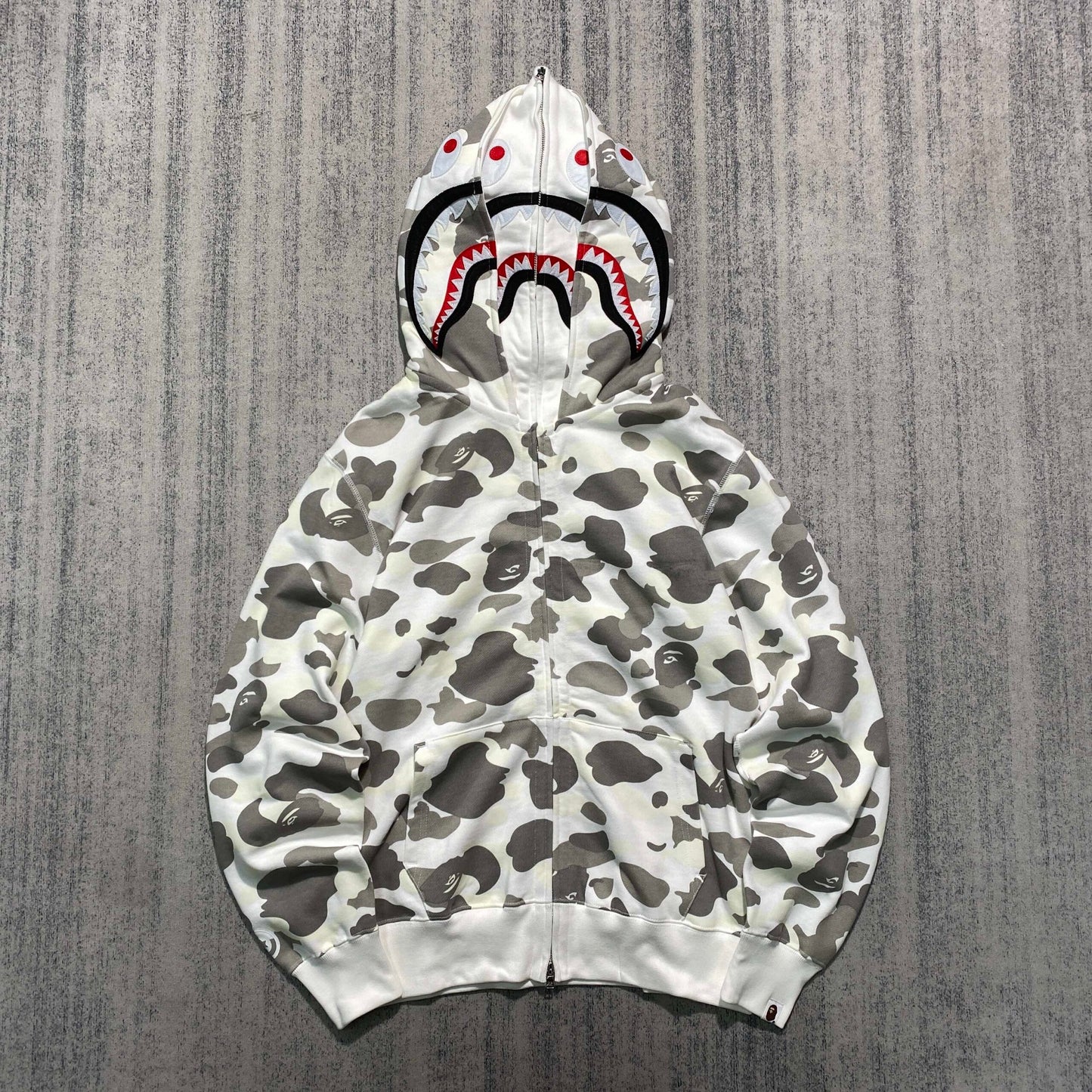 B hoodie