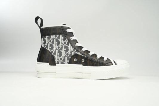 D Sneakaers stylish