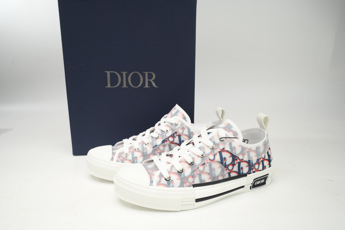 D Sneakaers stylish