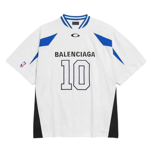 B T-shirt