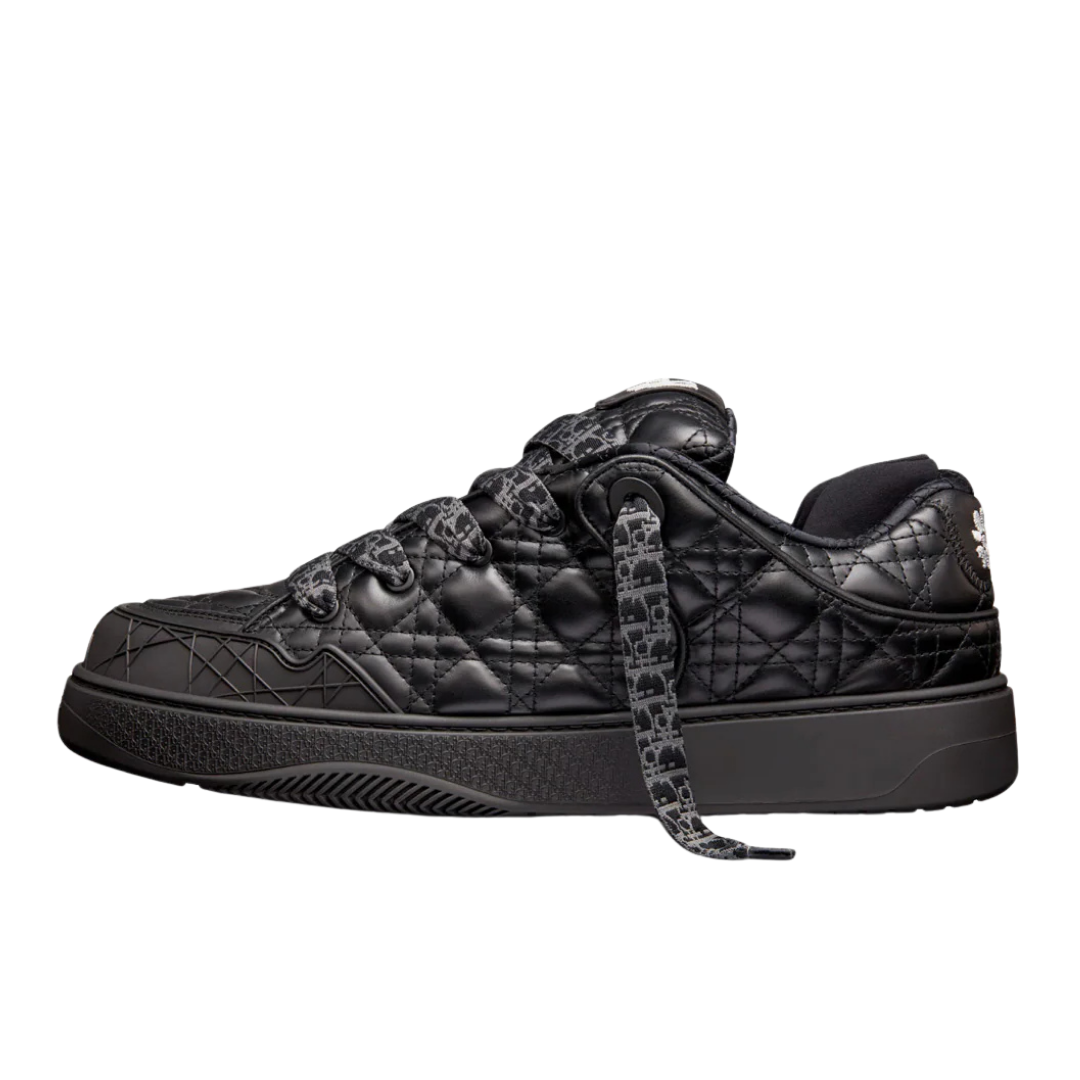 Skater Black