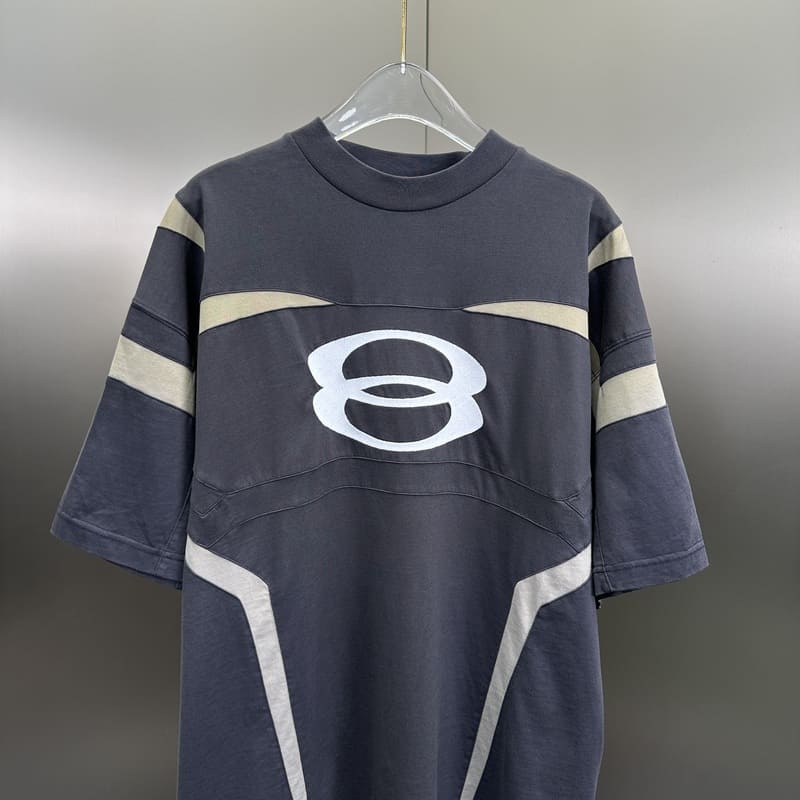 B T-shirt