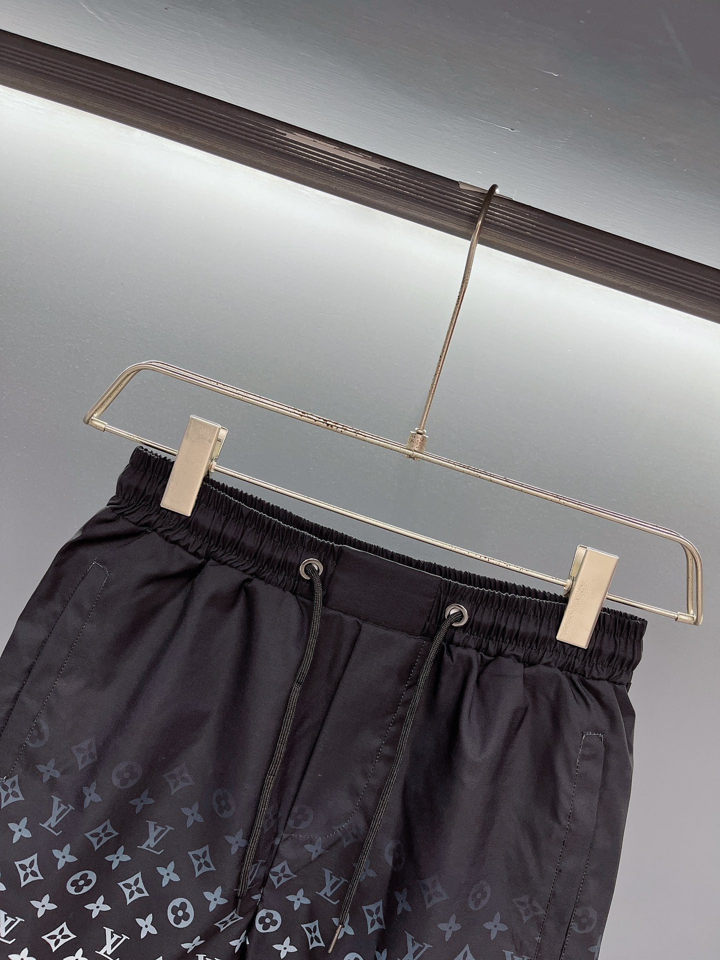 L shorts