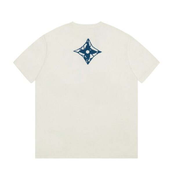 L t-shirt