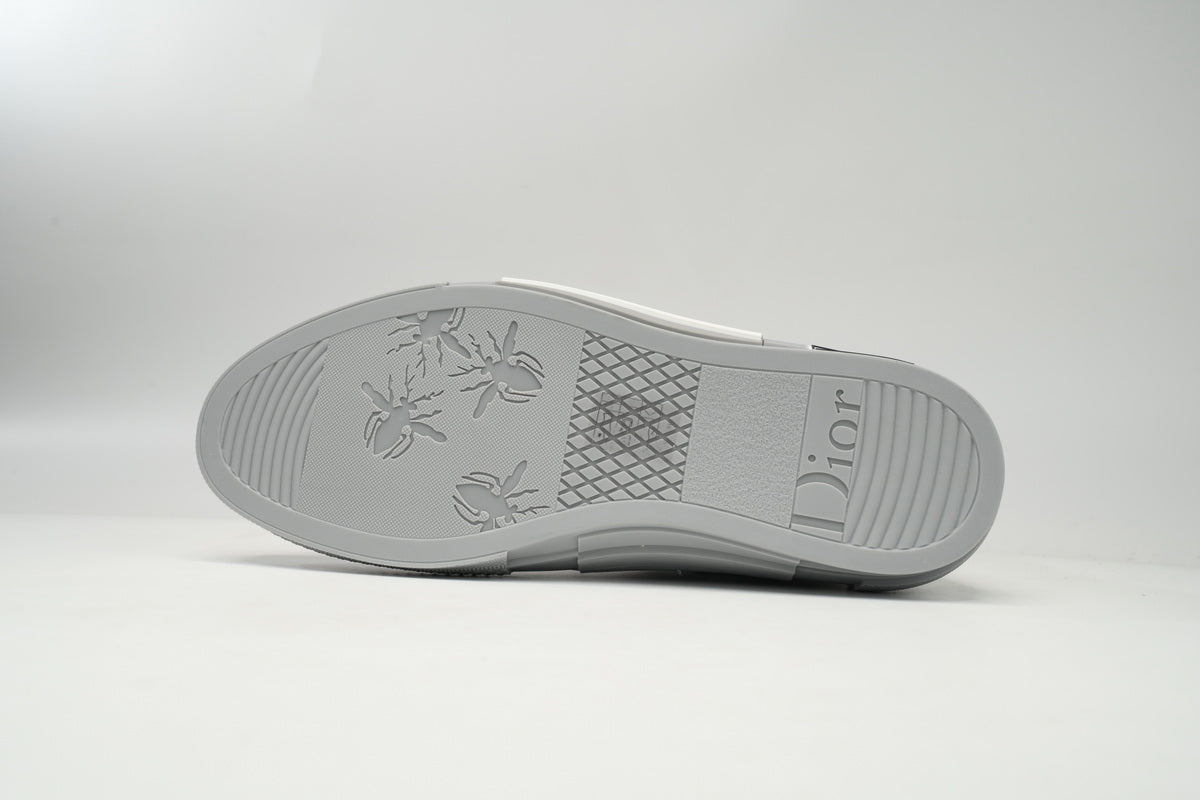 D Sneakaers stylish