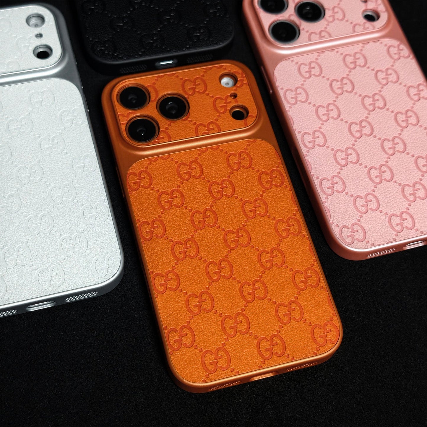 PHONE CASE EMBOSSED PATTERN