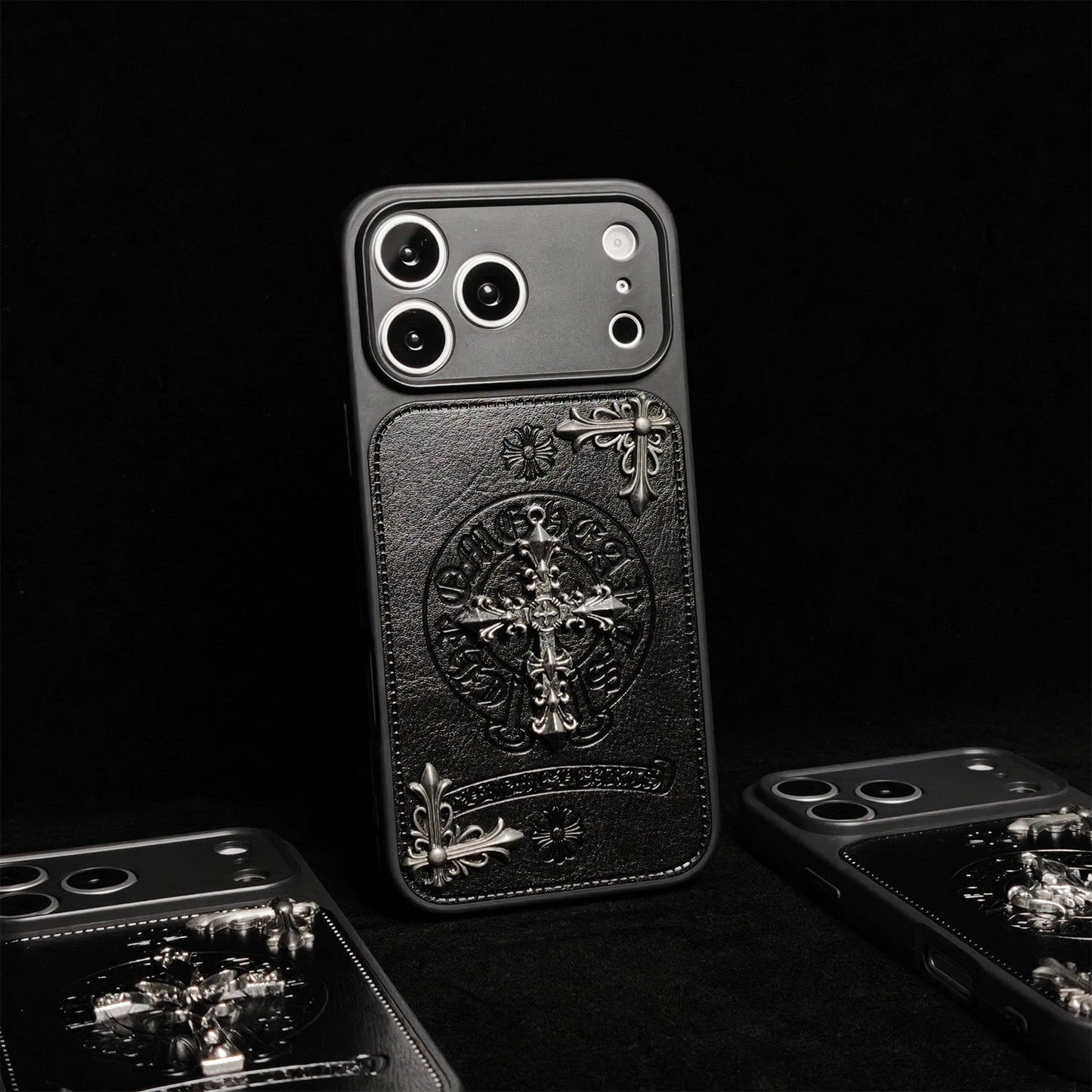 PHONE CASE HEART EMBOSSED