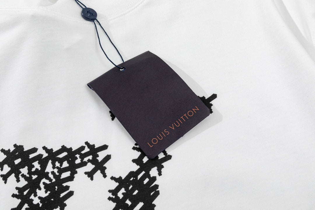 L t-shirt