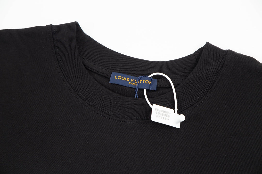 L t-shirt