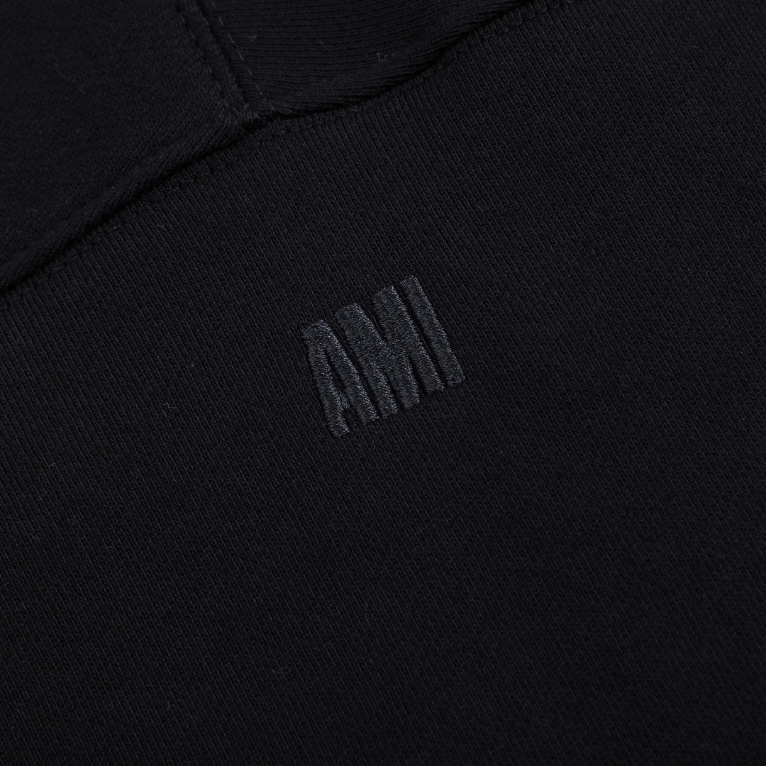 Am Tracksuit