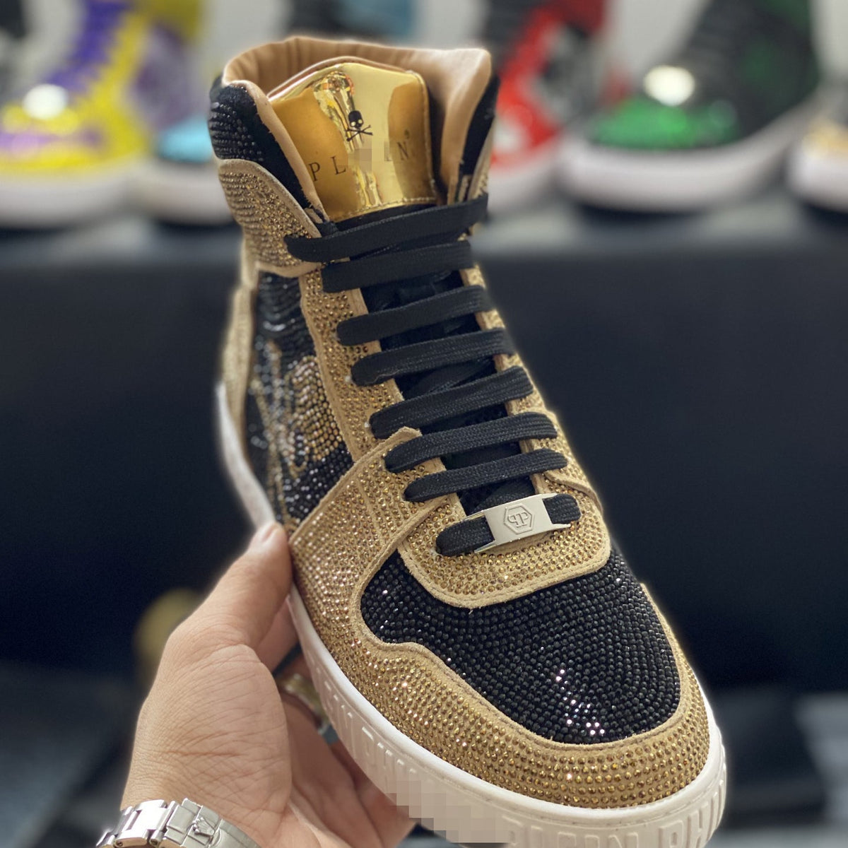 Sneakers