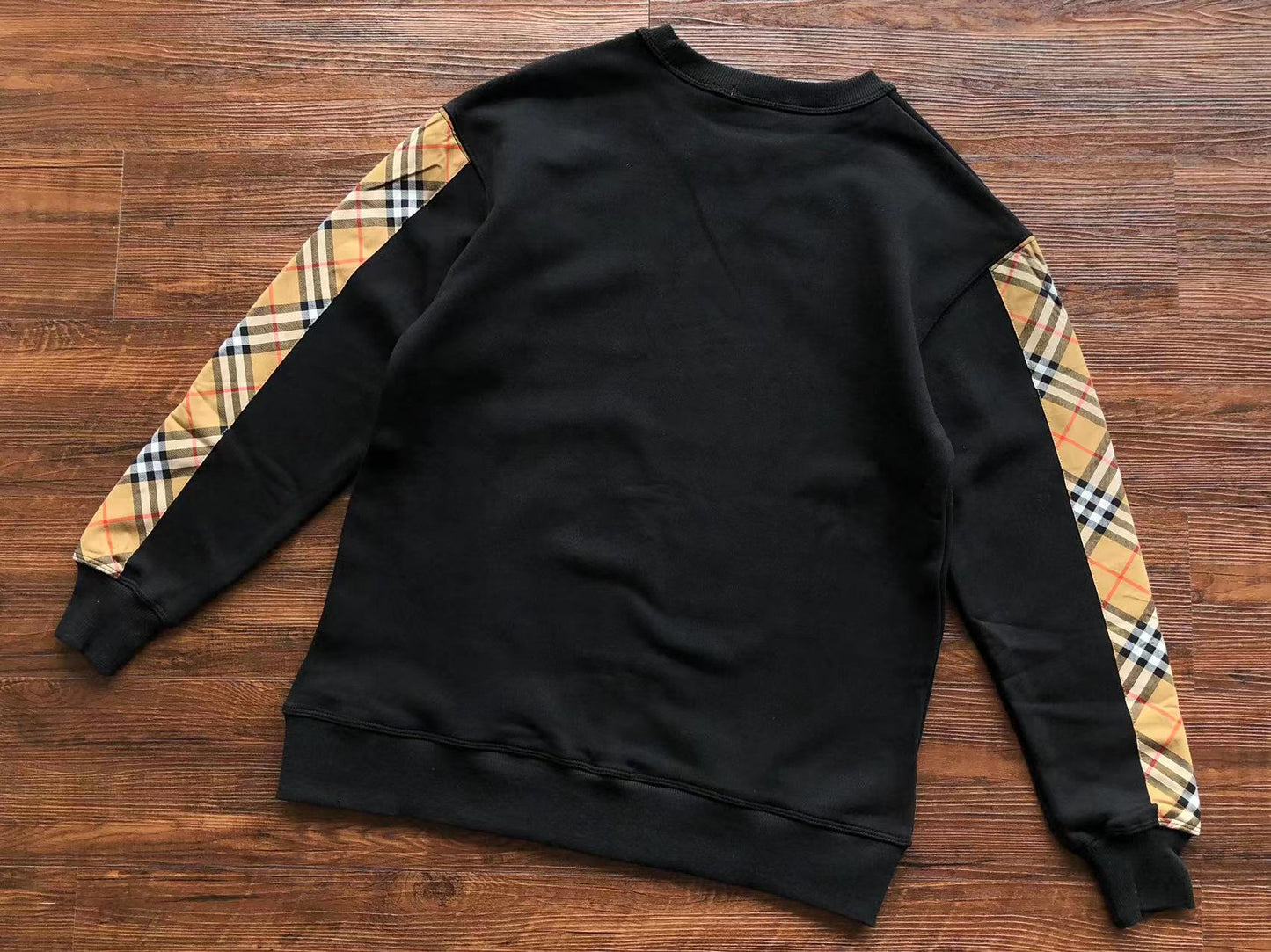 B hoodie