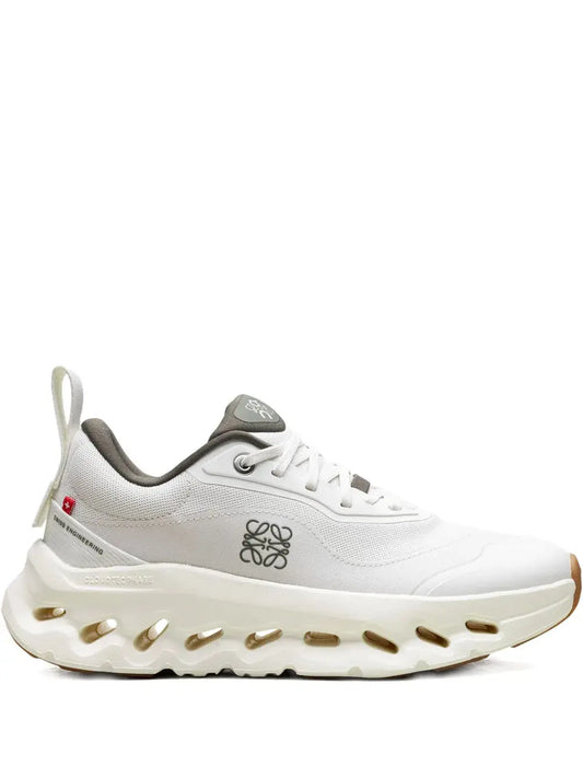 OC Sneakers