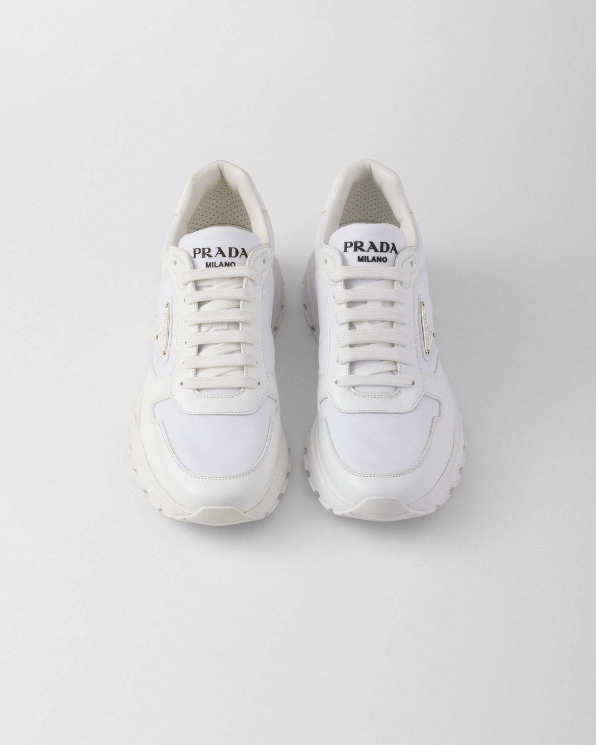 P Sneakers