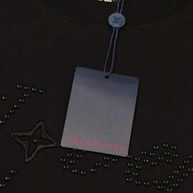 L t-shirt