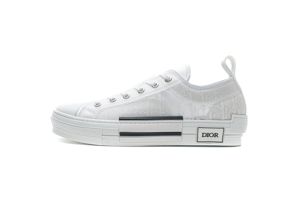 D Sneakaers stylish