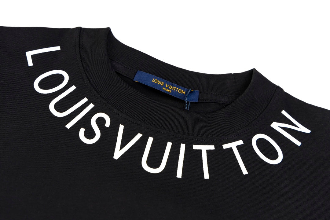 L t-shirt