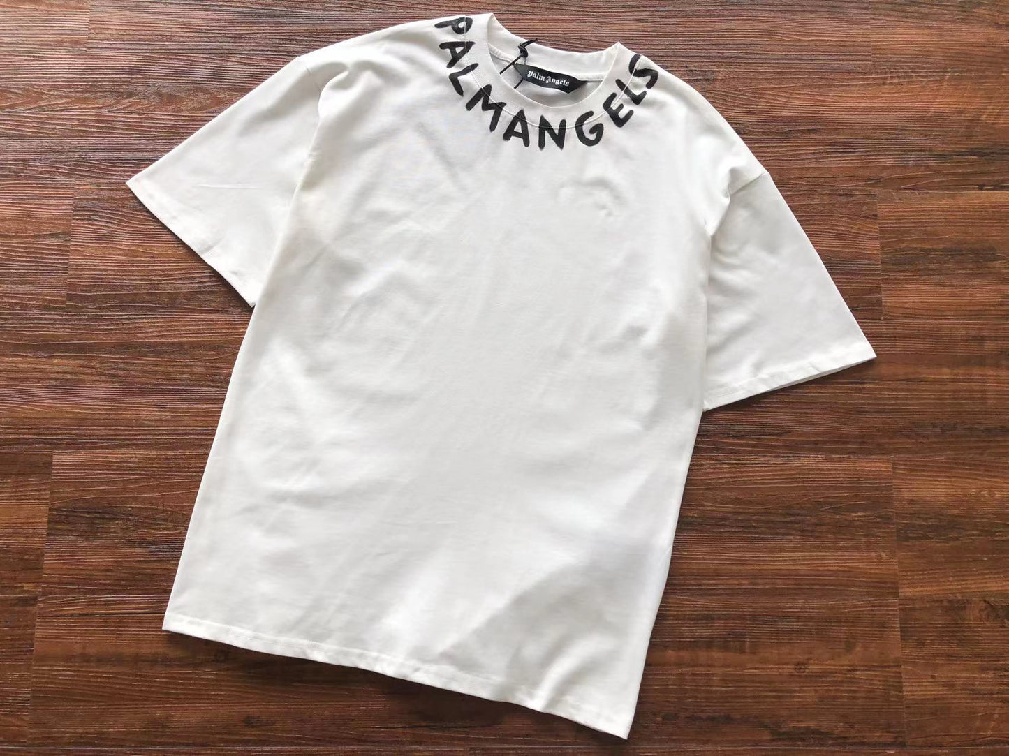 P t-shirt