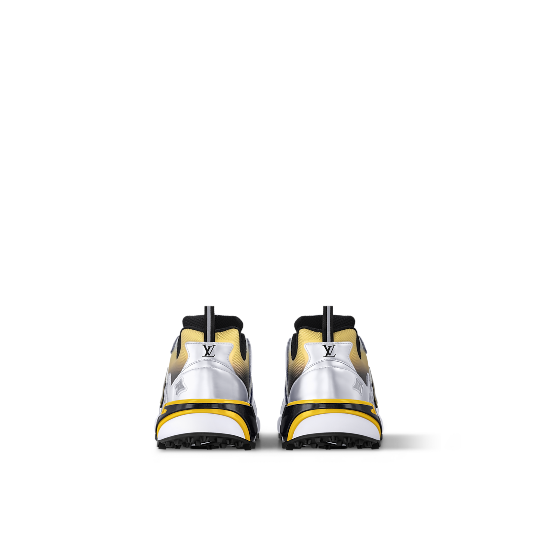 L Sneakers