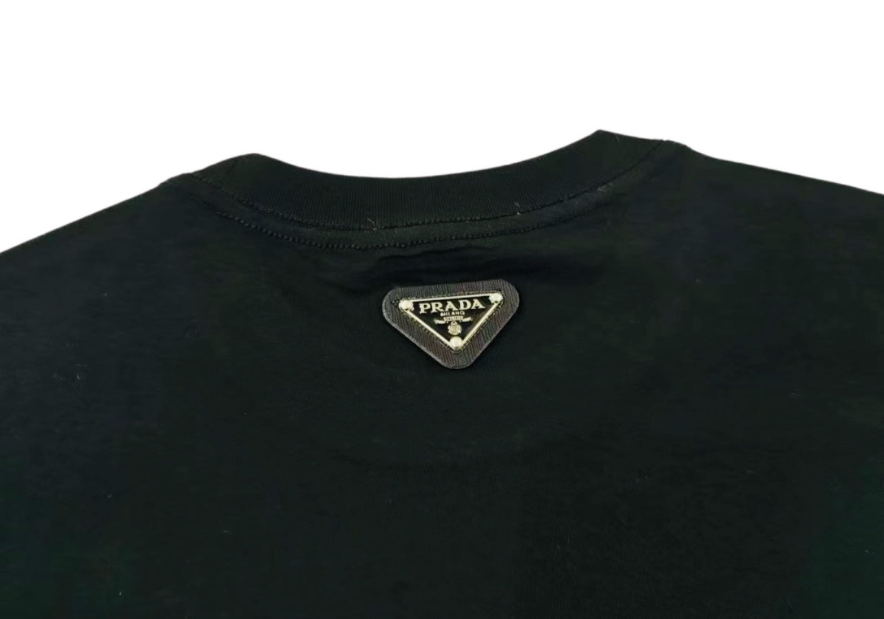 P t-shirt
